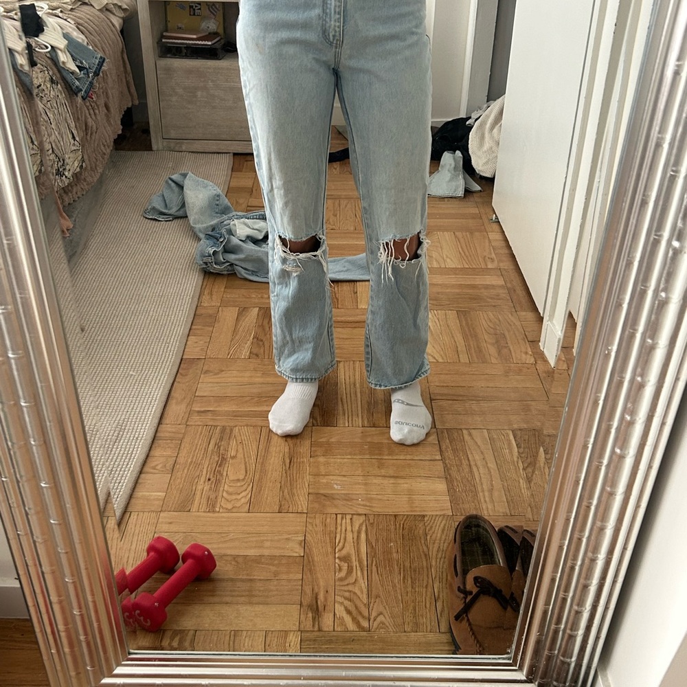 Rollas light wash denim size 27